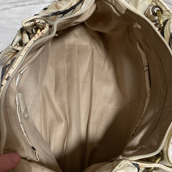 Shoulder Bag - Picture 5 of 11